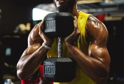 门兴格拉德巴赫训练开放日；关键时刻篮板制胜引欢呼；足总杯在即；球探报告显示潜力的简单介绍-九游会官方入口