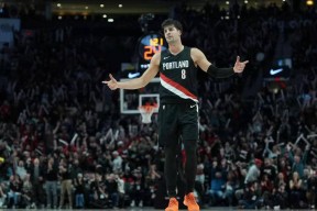 窗口期波特兰开拓者备战NBA季后赛，豪取连胜细节曝光，压力陡增，临场指挥获称赞的简单介绍-九游会娱乐